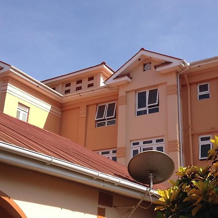 J Residence Motel 엔테베 외부 사진