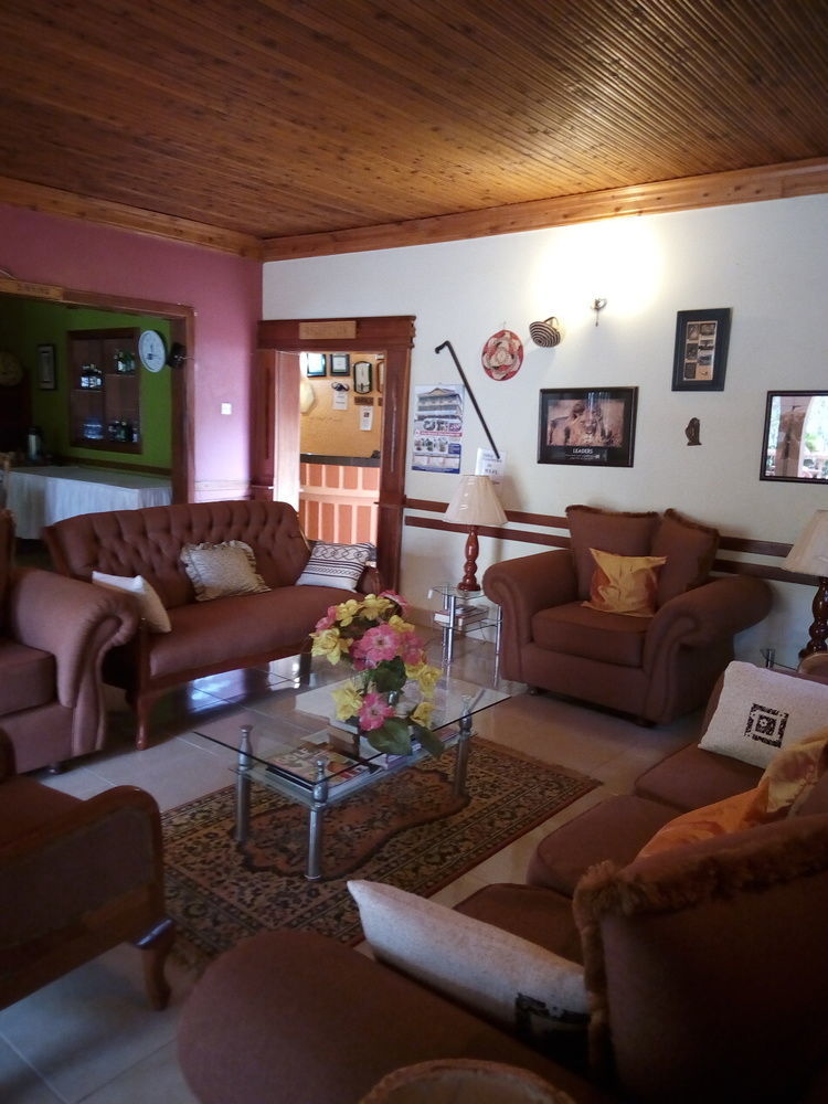 J Residence Motel 엔테베 외부 사진